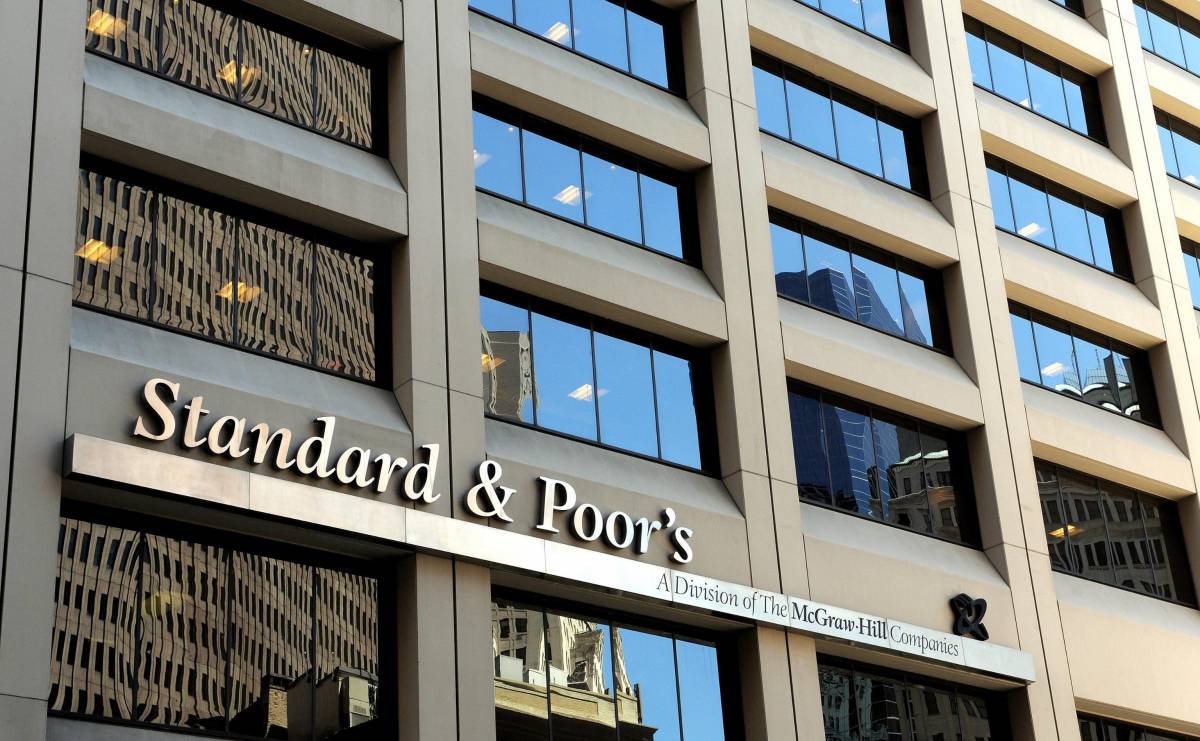 I gufi di Standard & Poor's
 
e le previsioni negative 
Fanno solo propaganda