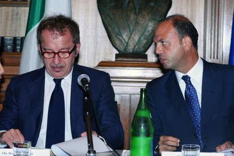 Ecco l'antimafia dei fatti 
Dal governo il codice  
contro Cosa nostra