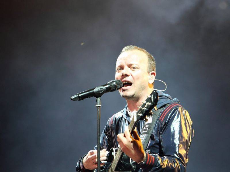 Dopo le minacce Gigi D'Alessio cede alla piazza 
Salta la partecipazione al concerto pro Moratti