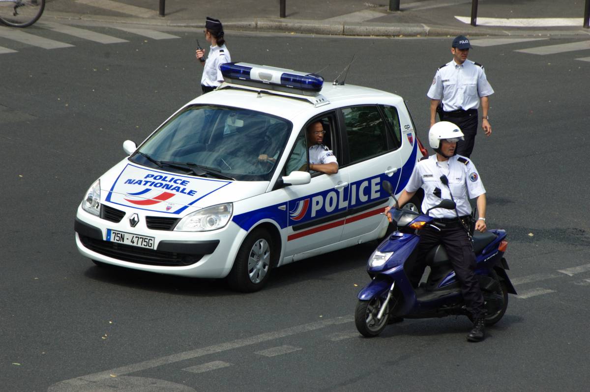 Parigi, dirigente Barilla  
rapinato e colpito 
al volto con un martello