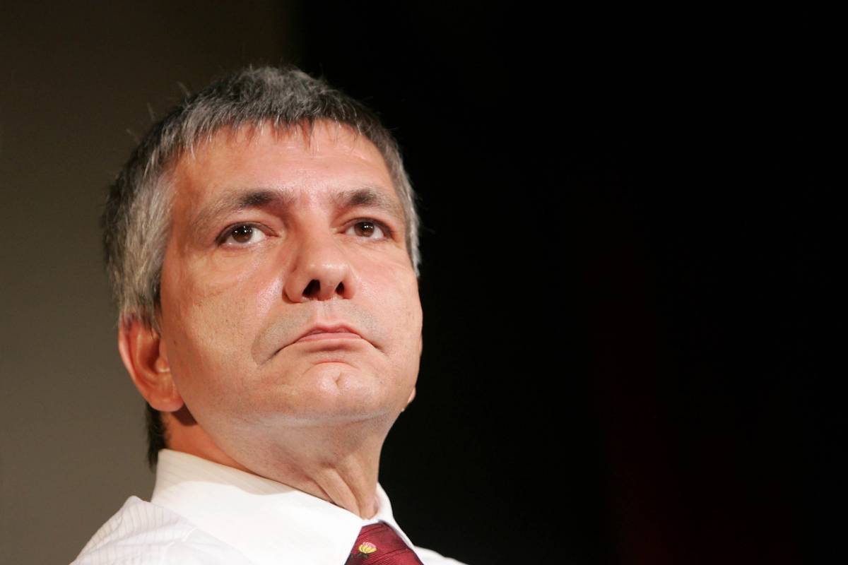 Vendola tenta di cannibalizzare Bersani e il Pd: 
"Dobbiamo unirci in un nuovo soggetto politico"