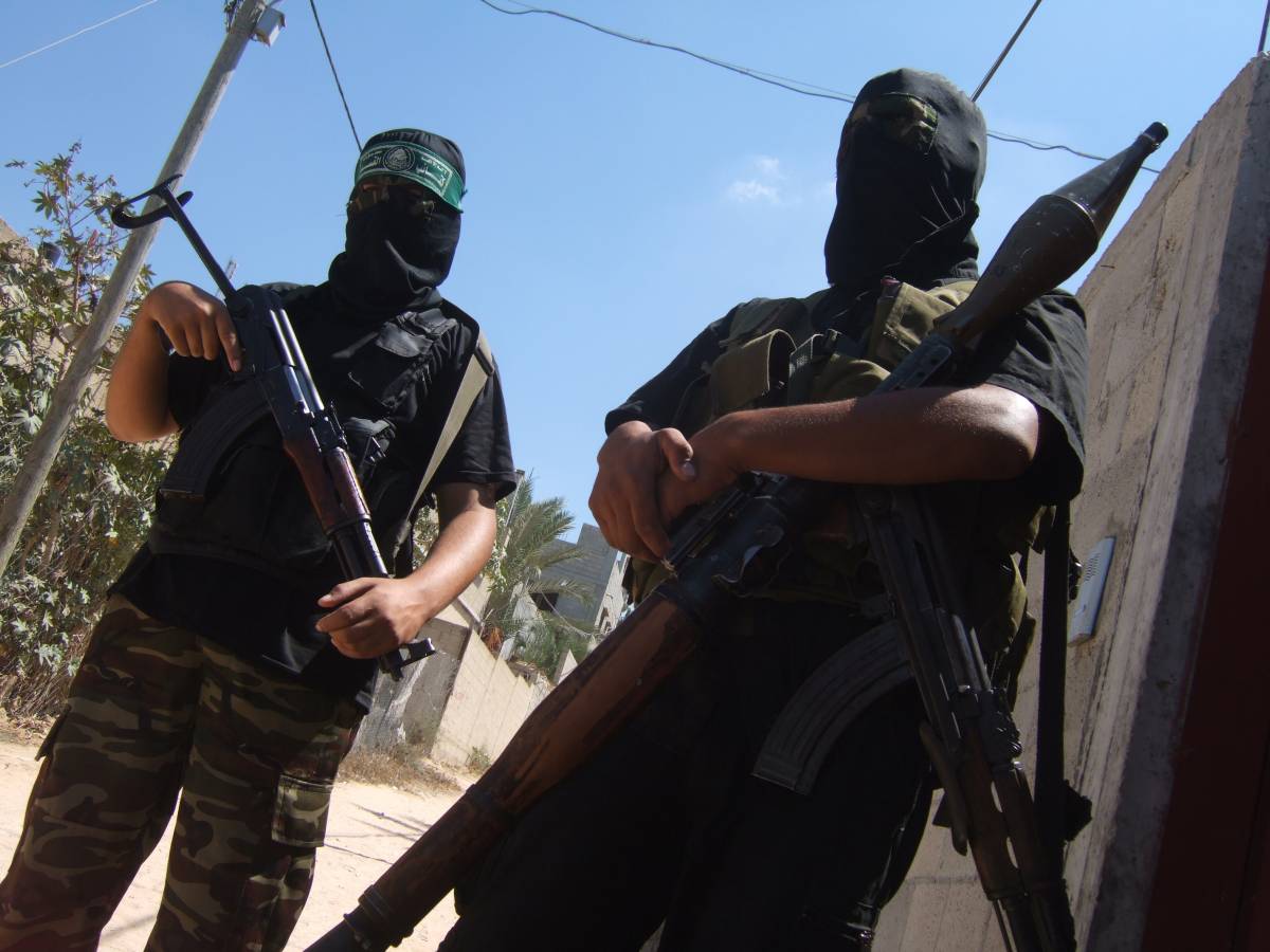 Hamas cala nei consensi: 
apre un profilo Facebook 
per trovare nuovi "fan"