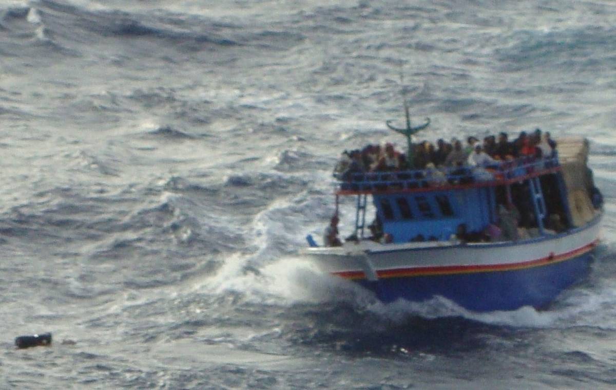 Lampedusa, riprendono gli sbarchi sull'isola 
Arrivati circa 1100 migranti dalla Libia