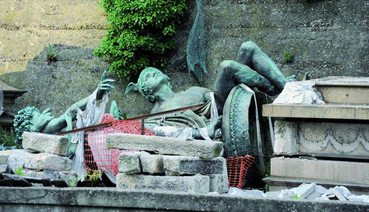 Il Comune mette in piazza il duca di Galliera