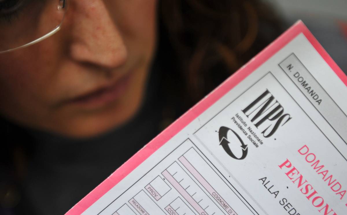 Manovra, la mossa: innalzare l’età pensionabile