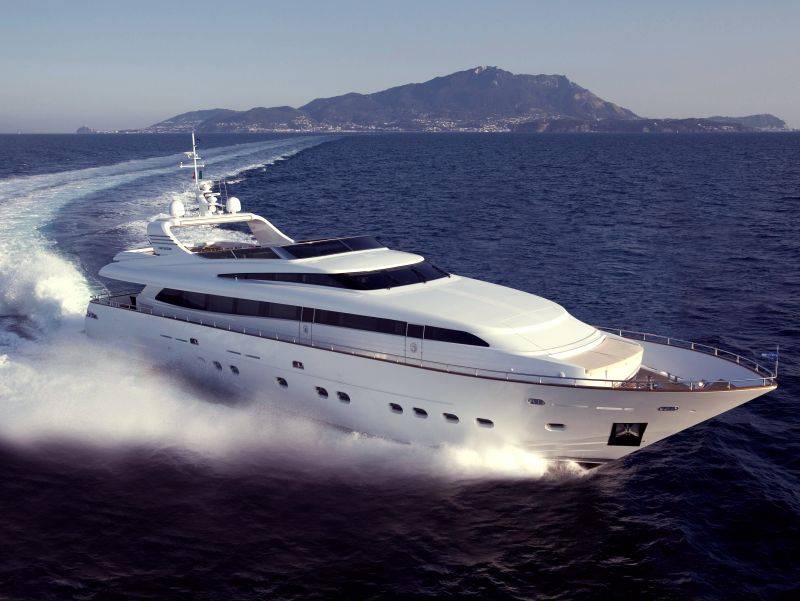 Ecco come si naviga sugli yacht dei miliardari