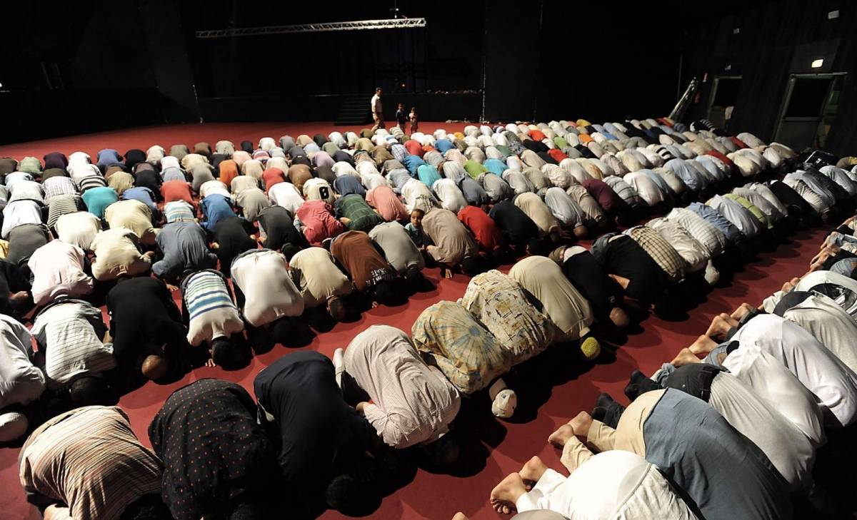 Nuova emergenza per il Ramadan Imam e residenti: «Un’area per pregare»