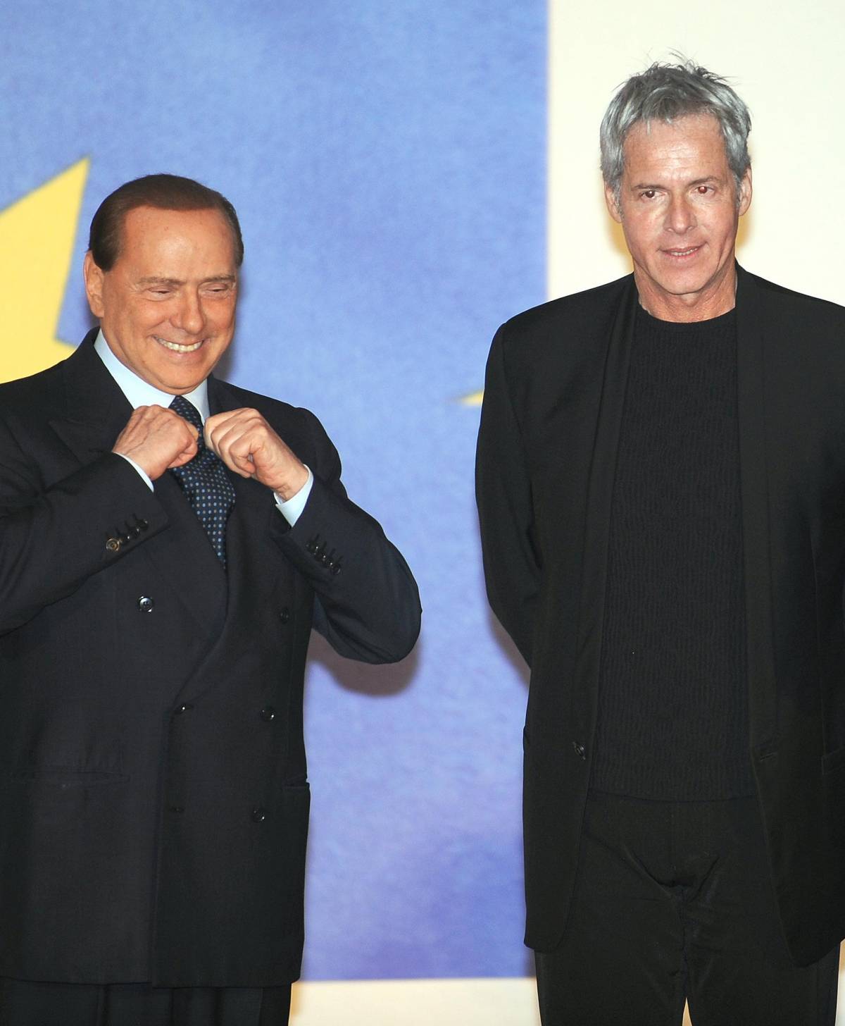 Baglioni invita Silvio a Lampedusa: «Un concerto assieme per il turismo»