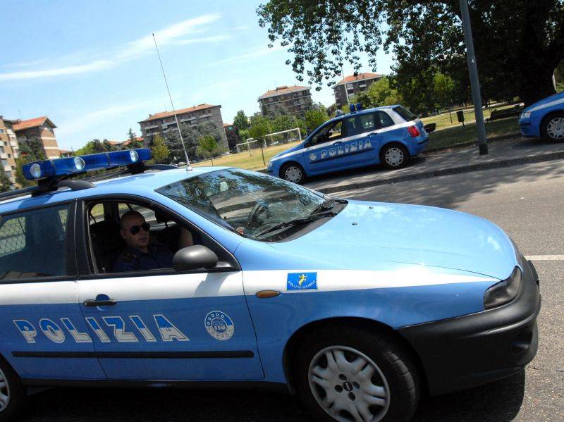 Pisa, auto va in fiamme 
Una donna e due bimbi 
trovati carbonizzati