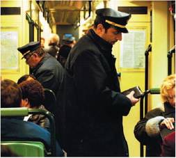 Contro i "portoghesi" tornano i bigliettai sui bus della 90/91