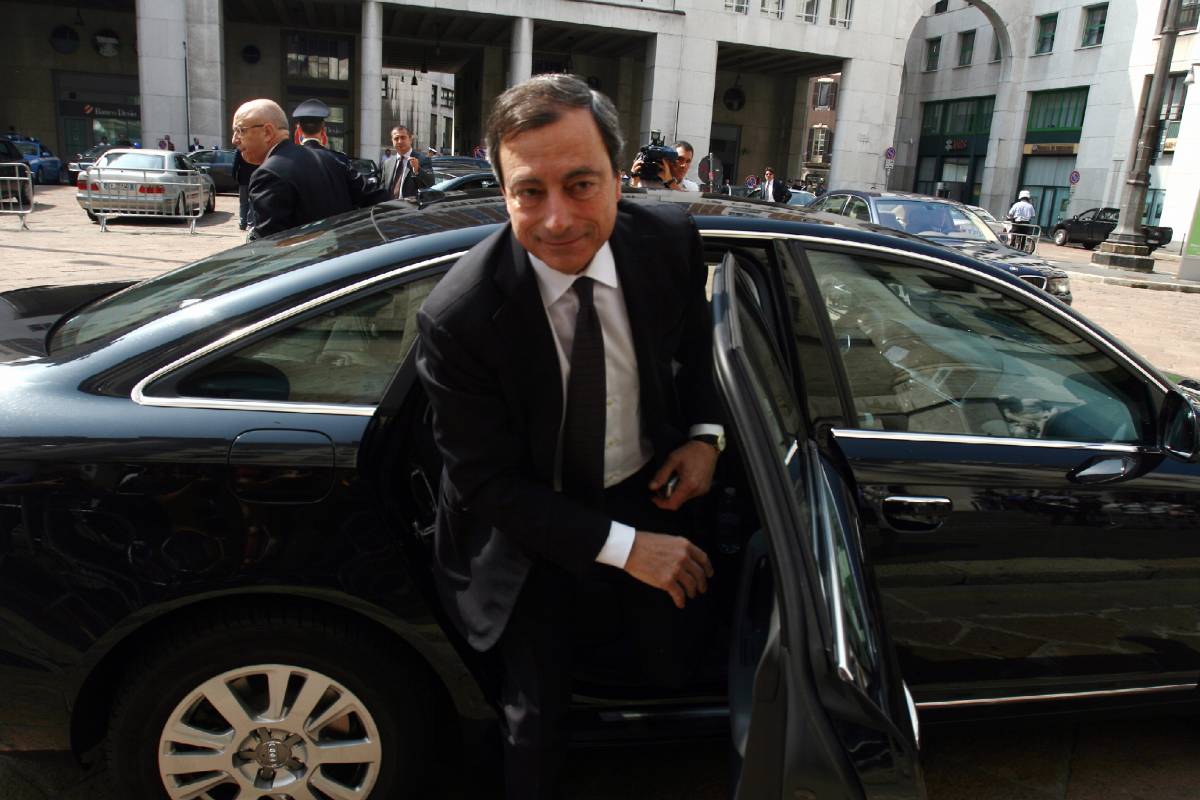 Da Draghi l'ok alla manovra: "Avanti con le riforme"