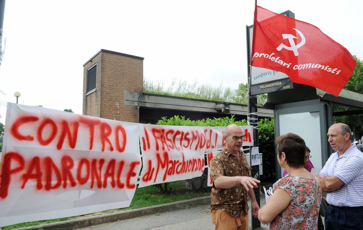 Pomigliano, per la Fiat il successo è a metà: 
"Newco legittima, ma condotta antisindacale"