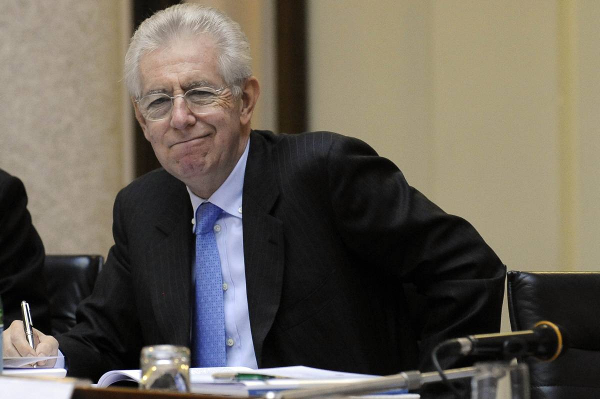 Un complotto contro Berlusconi: i poteri forti puntano su Mario Monti