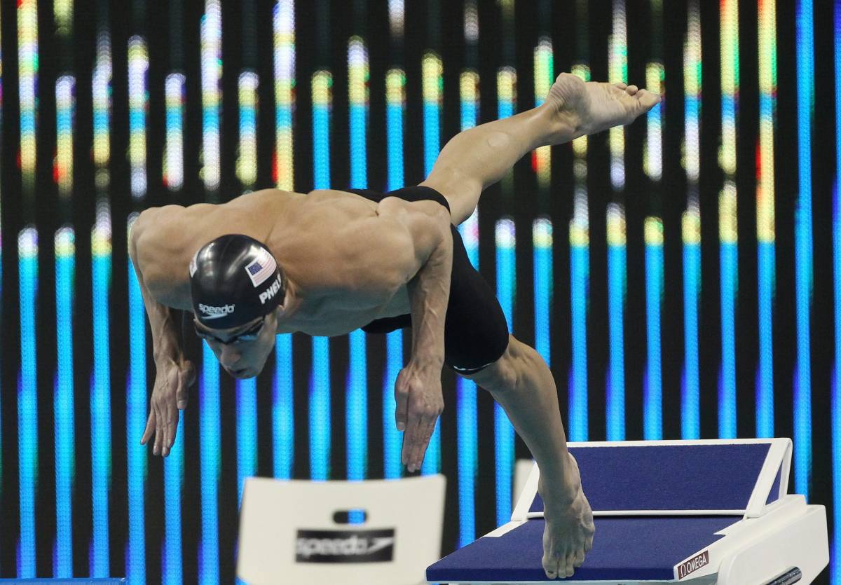 Federica Pellegrini tifa per Michael Phelps 
Ma quant'è dura la vita del Cannibale...