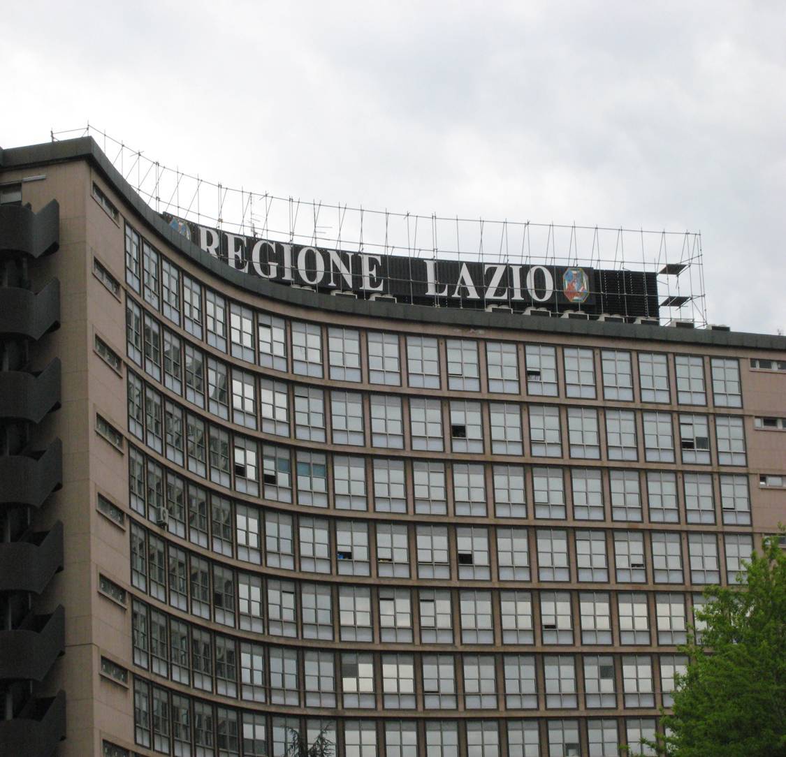 Nella Regione Lazio la casta è impazzita? 
Zitta zitta prova a raddoppiarsi lo stipendio