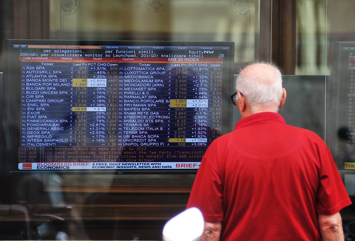 Borse in agitazione, Milano -0,70% 
La Ue: "Nessun piano di salvataggio" 