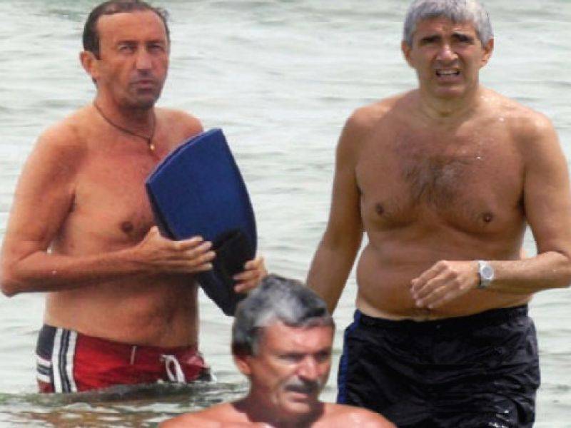 Ecco come ai politici  
s’è ristretta la vacanza