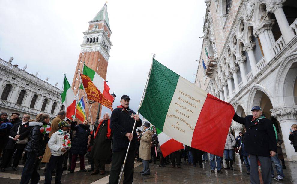 Ex partigiani all'attacco: 
"Accorpare le festività? 
Non toccate il 25 aprile"