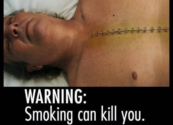 Usa, immagini anti-fumo sui pacchi di sigarette 
I colossi del tabacco attaccano: incostituzionale