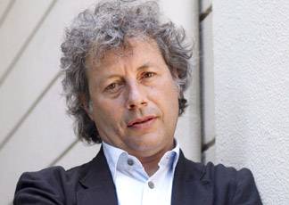 Torino, la sinistra in tilt 
non sa a chi dare rifugio: 
ai profughi o a Baricco?