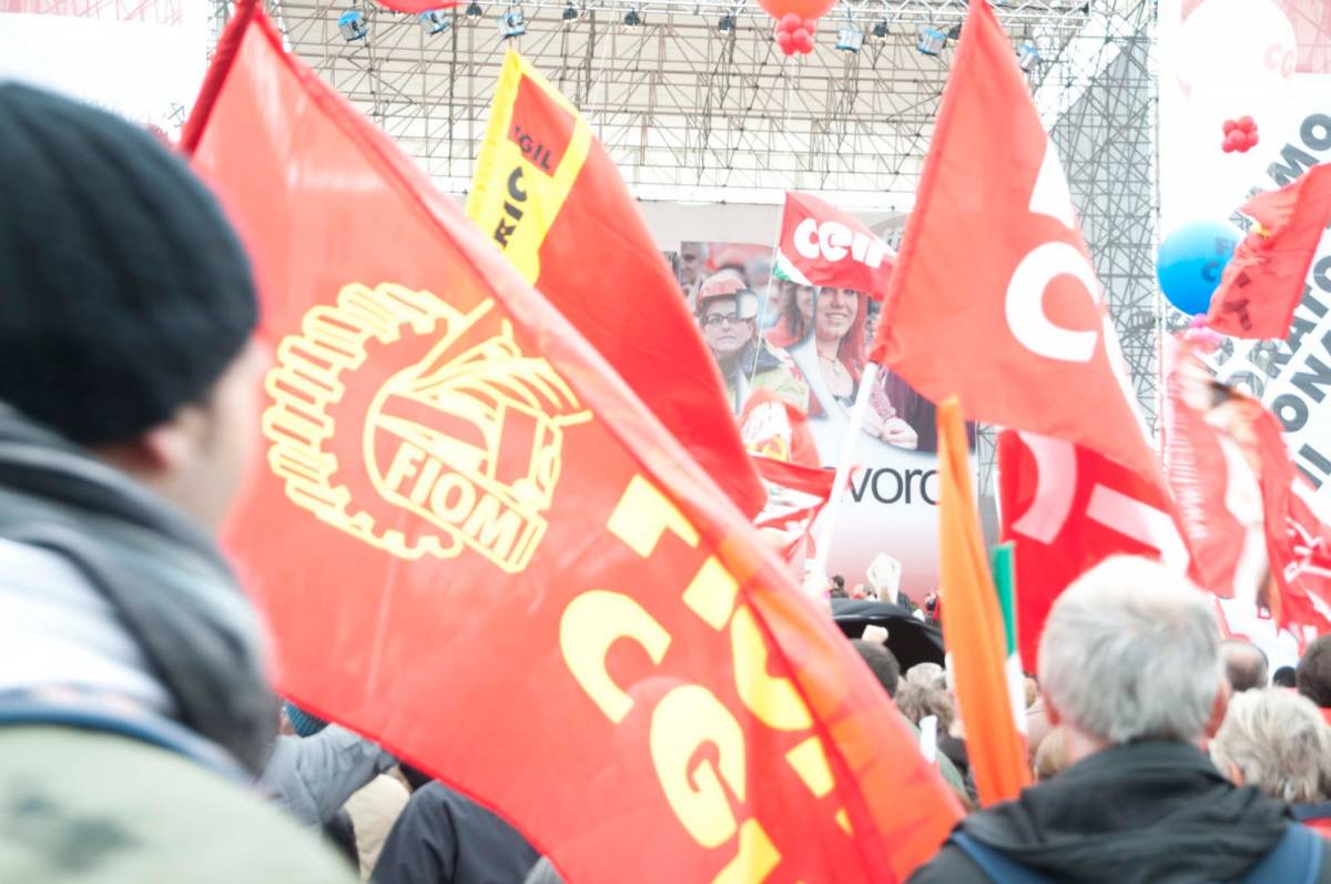 I segreti della casta dei sindacati: 
come far soldi organizzando scioperi