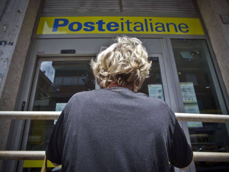 Il marito apre un libretto postale negli anni '40 
La moglie vuole riscattarlo e vale una fortuna