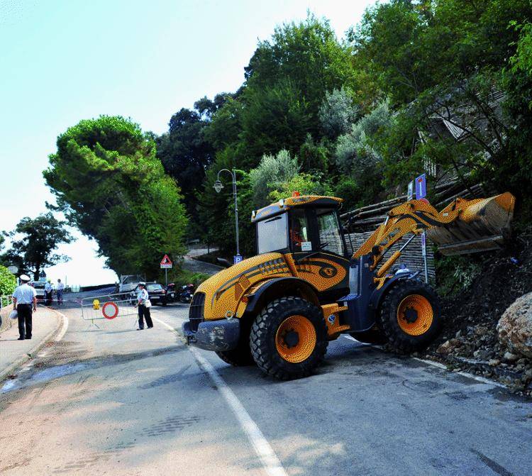 Prime piogge in Liguria: frane nel Savonese e danni nel Tigullio