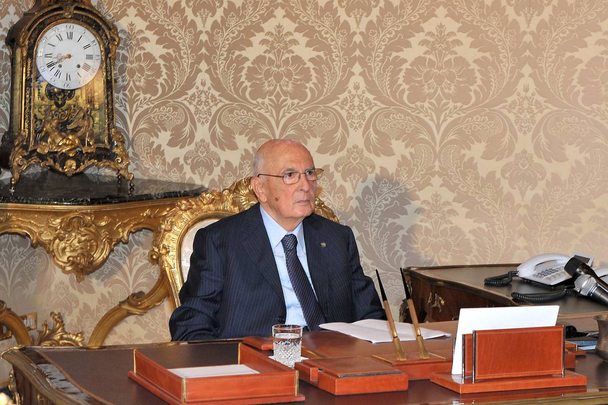 Nella manovra interventi per 45 miliardi di euro 
Per Napolitano non basta: "Serve più efficacia"