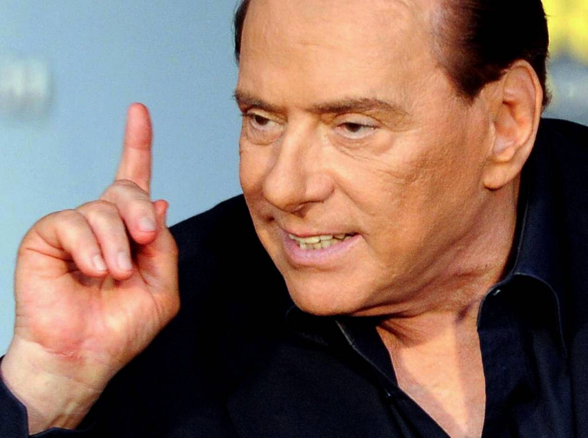 Berlusconi all'attacco:  
non scappo dai giudici 
Alla Ue per la manovra