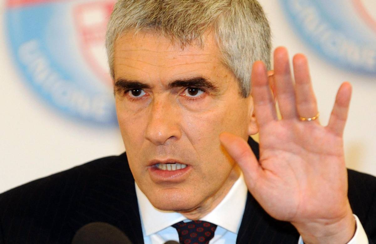 Il Pdl vuole aggregare i moderati: 
si fa avanti un'alleanza con Casini
