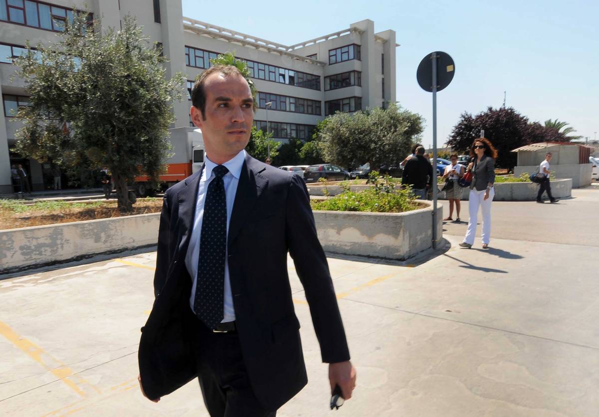 Si avvicina il voto, torna la macchina del fango