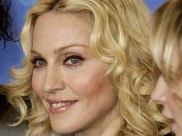 Madonna ama l'Italia 
Starebbe per comprare  
un superattico a Verona