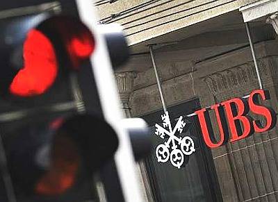 I bonus di Mediobanca 
e i rospi svizzeri di Ubs