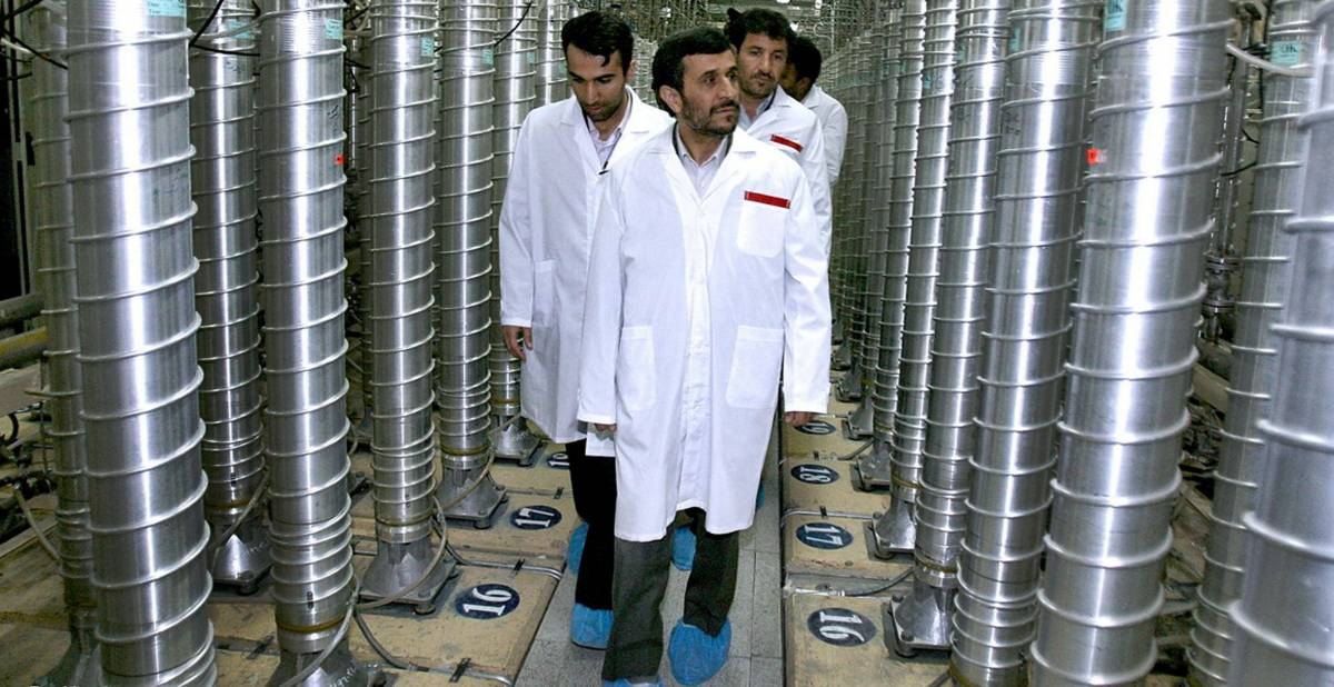A volte anche i peggiori ritornano: Ahmadinejad si ricandida alla presidenza