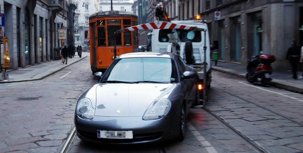 Allarme rosso per i furti d’auto: c’è una scatola «cancella» radar