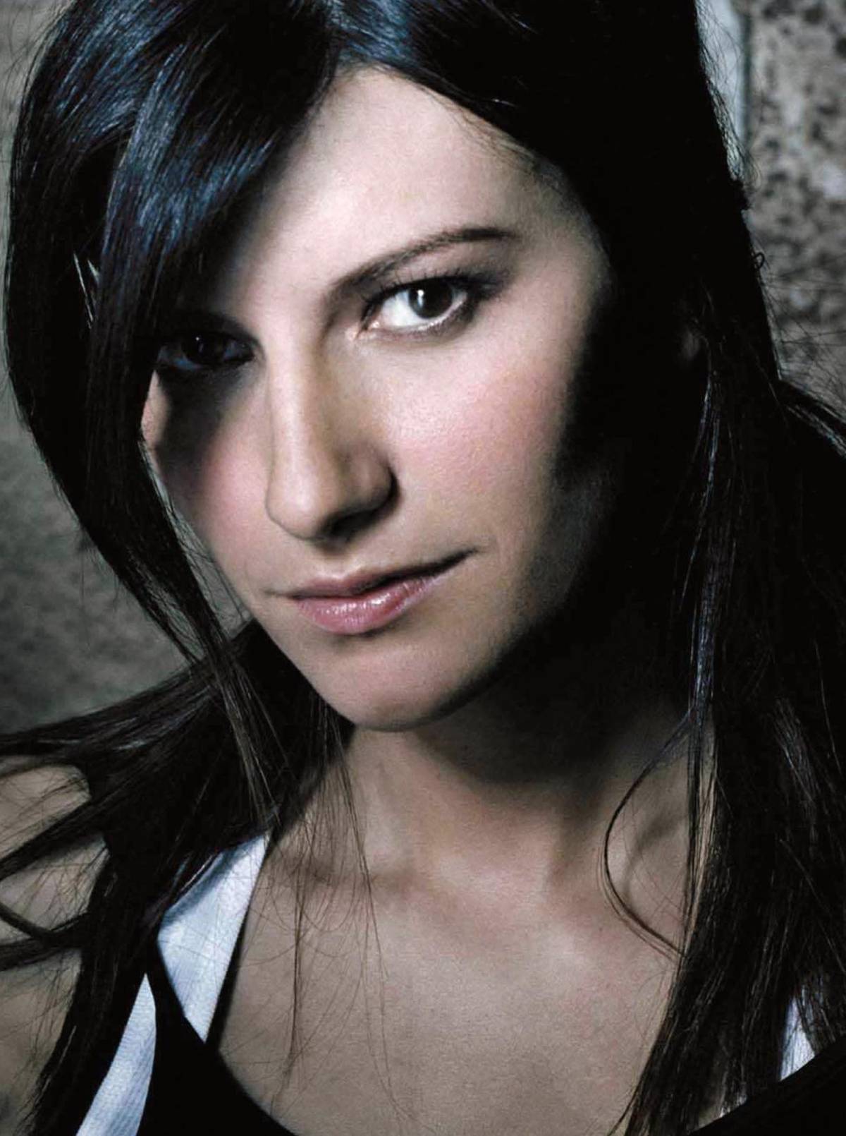 Da Zalone a Laura Pausini: tutti i big in arrivo a Genova