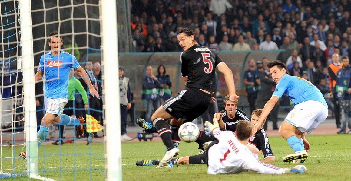 Napoli, che spavento ma il Bayern lo grazia