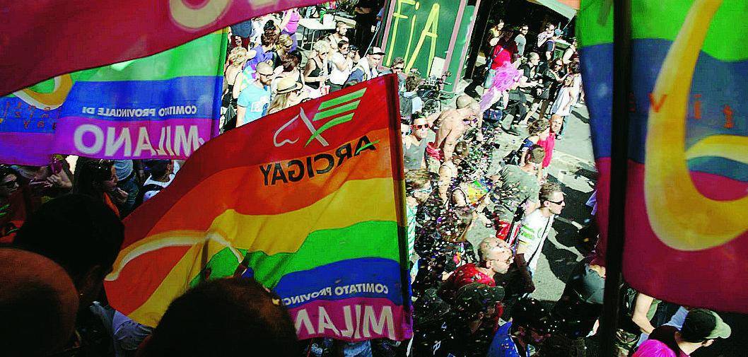 Mostre trans e unioni gay, l’Udc: «Noi non ci stiamo è un attacco alla famiglia»