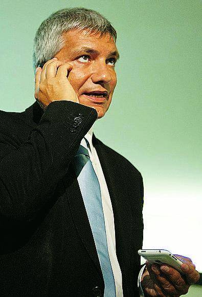 Vendola critica Mr Apple ma in Regione regala iPad