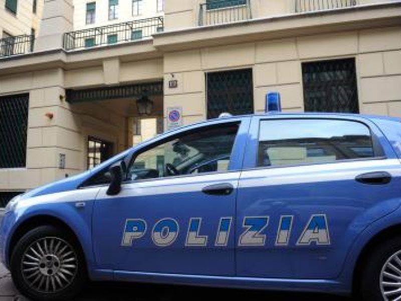 Napoli, studente cerca di fuggire dai rapinatori Lo uccidono a sangue freddo davanti alla ragazza