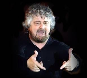 La sua Genova è nel caos Beppe Grillo ne approfitta sputando veleno su tutti