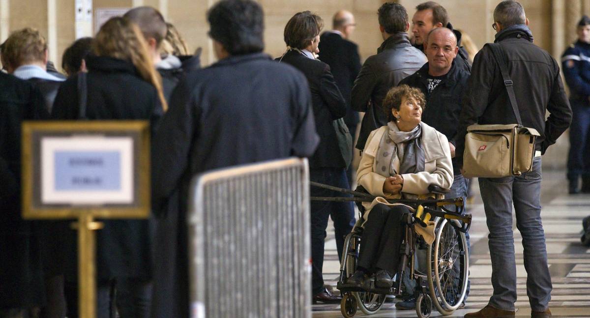 In Francia oggi è il giorno dello Sciacallo