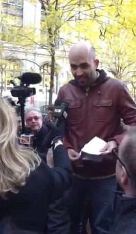 Saviano guru a Zuccotti Park (ma solo per Repubblica)