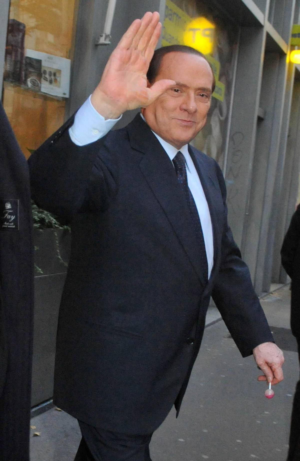 L’affondo di Berlusconi:  "I giudici hanno rovinato  quelle trenta ragazze"