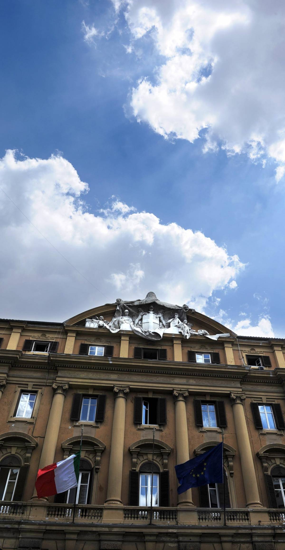 Bot asta choc su i tassi bocciate 8 banche italiane ilgiornale it
