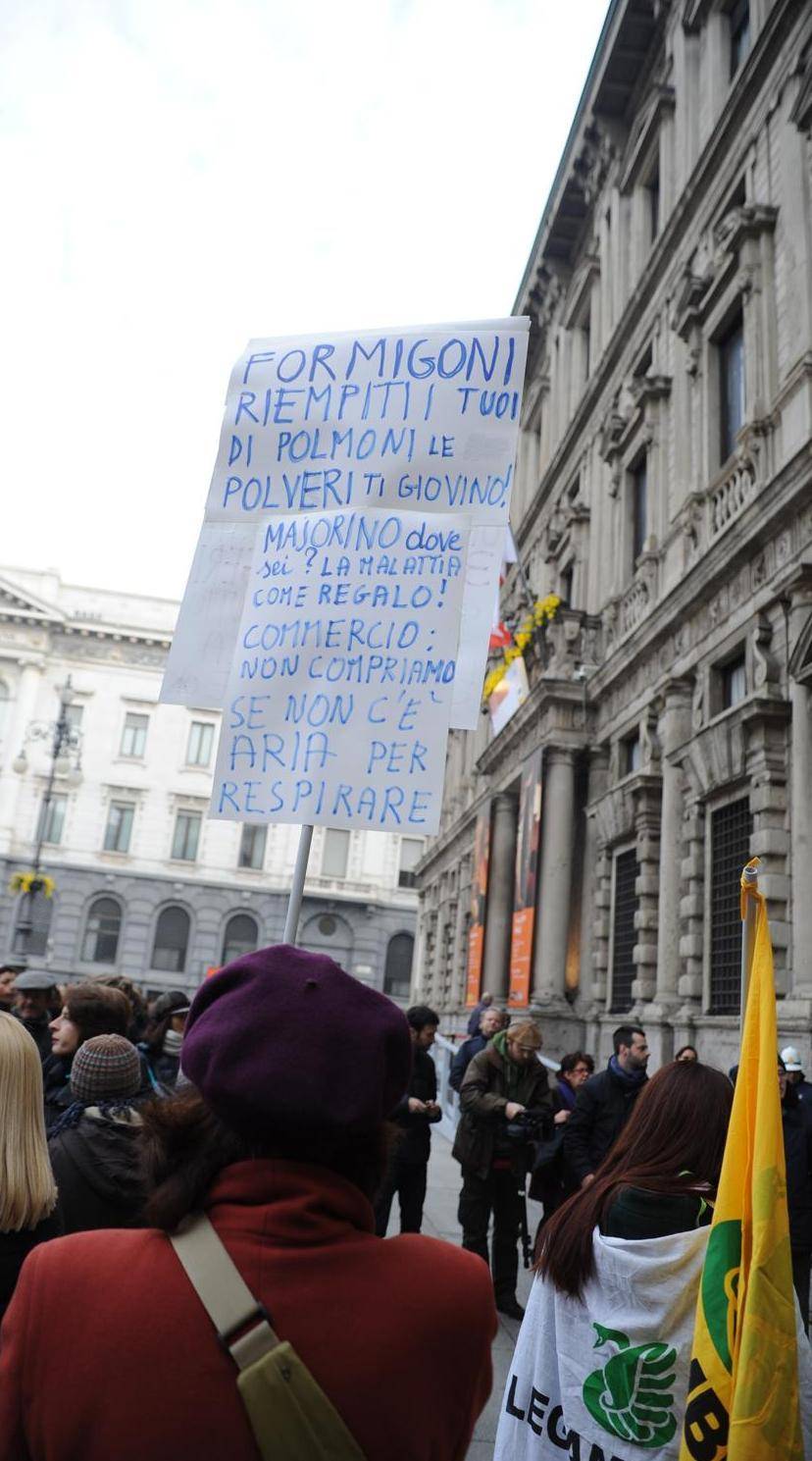 I ciclisti: «Noi uccisi da colpe e leggerezze»