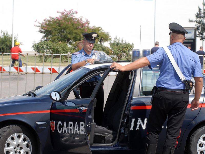 Sardegna, tre cadaveri trovati in un capannone