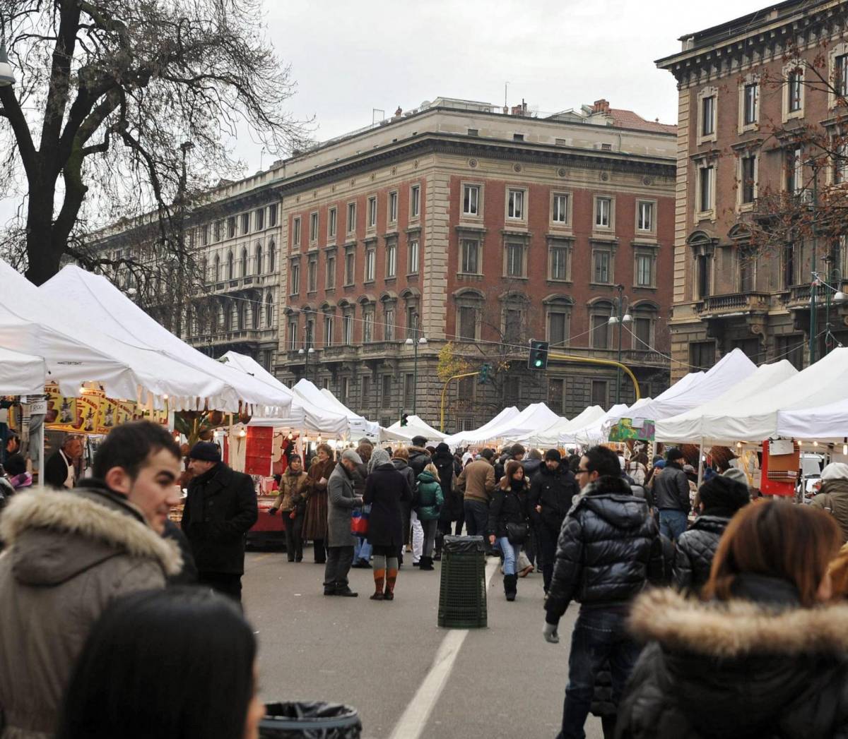 Castello, al via gli Oh bej! Oh bej! Schierati 200 vigili anti abusivi