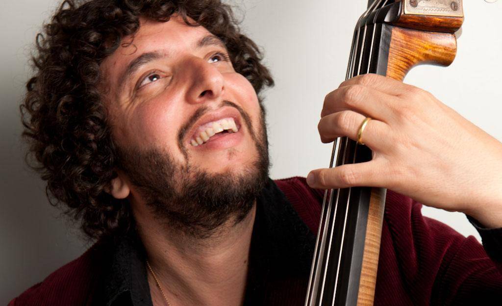 Il mondo in un basso: è il jazz di Omer Avital