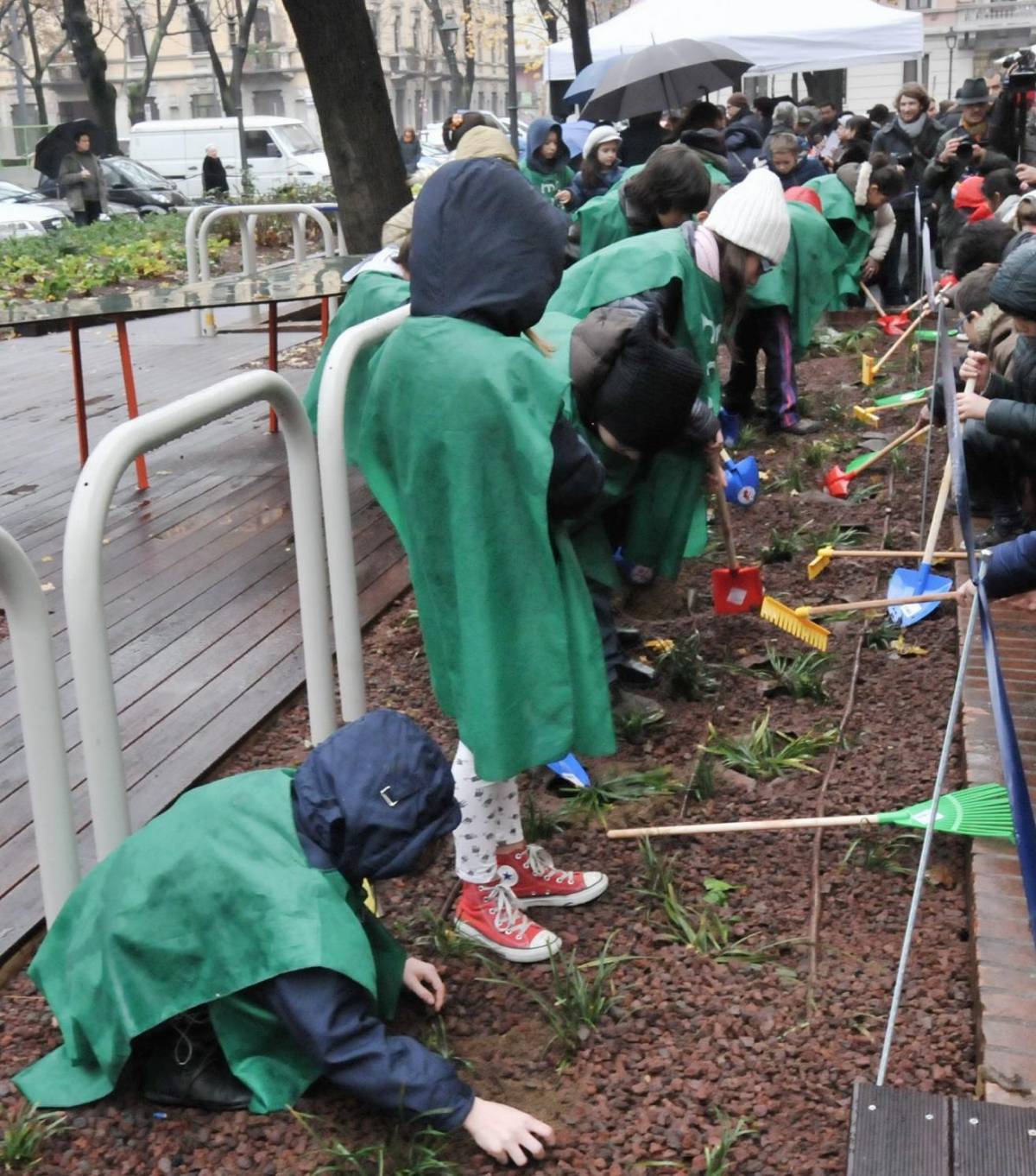 Giardini e aree di gioco Ecco il nuovo look di piazzale Archinto